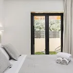 Villa Mateo & Filipos Luxury *