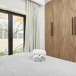 Mateo & Filipos Luxury Villa *