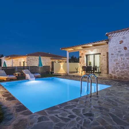 Villa Mateo & Filipos Luxury *