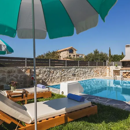 Villa Mateo & Filipos Luxury *