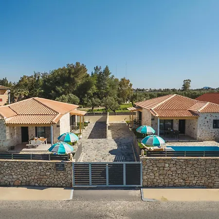 Mateo & Filipos Luxury Villa *