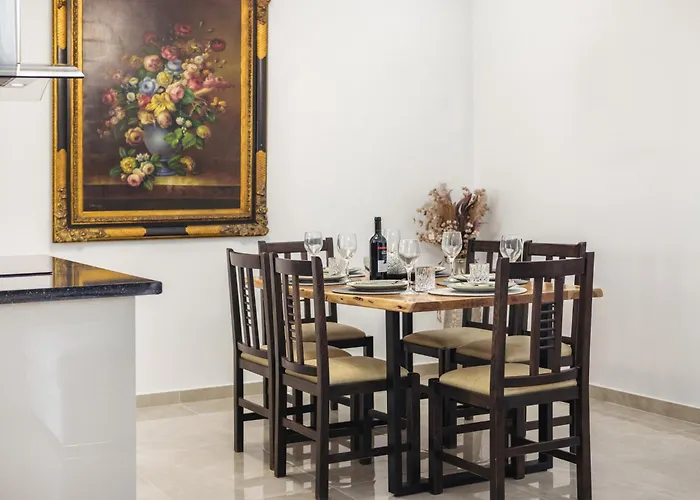 Mateo & Filipos Luxury Villa