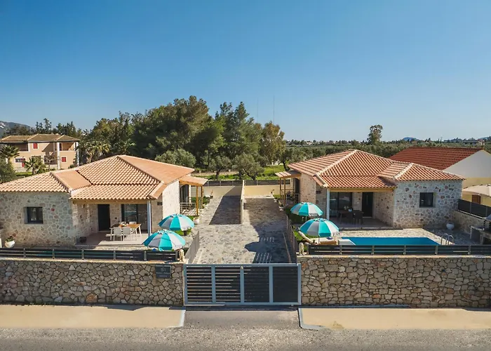 Mateo & Filipos Luxury Villa *